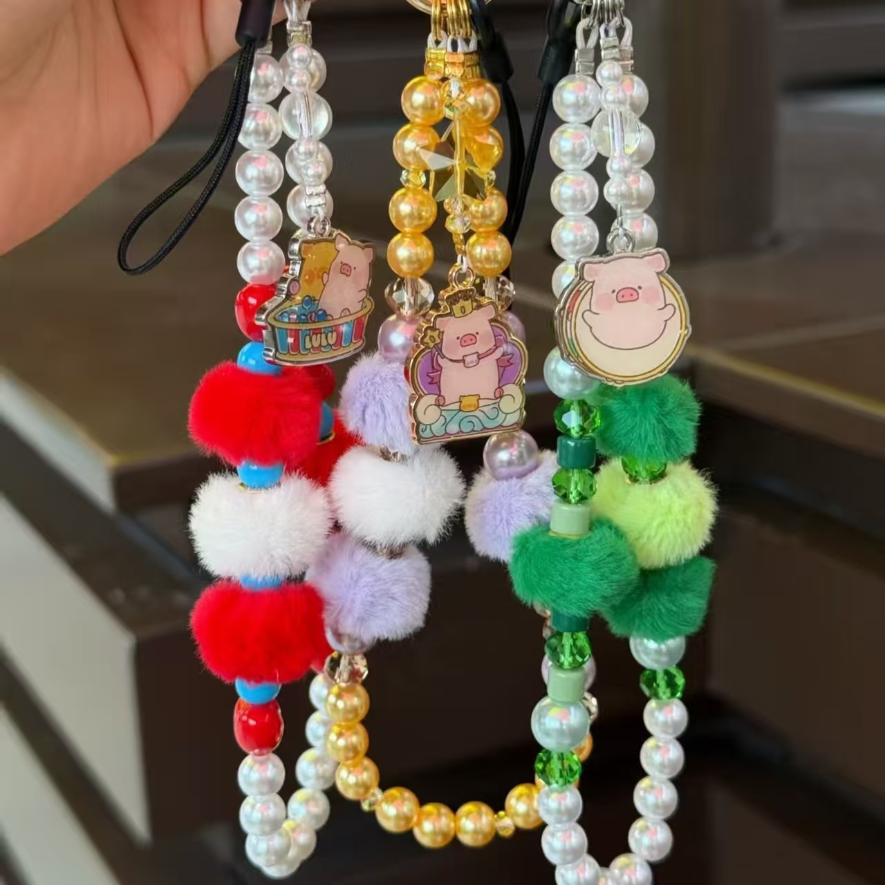 Dostępne od ręki: Lulu Świnka  – Phone Accessories Blind Box recenzja i cena