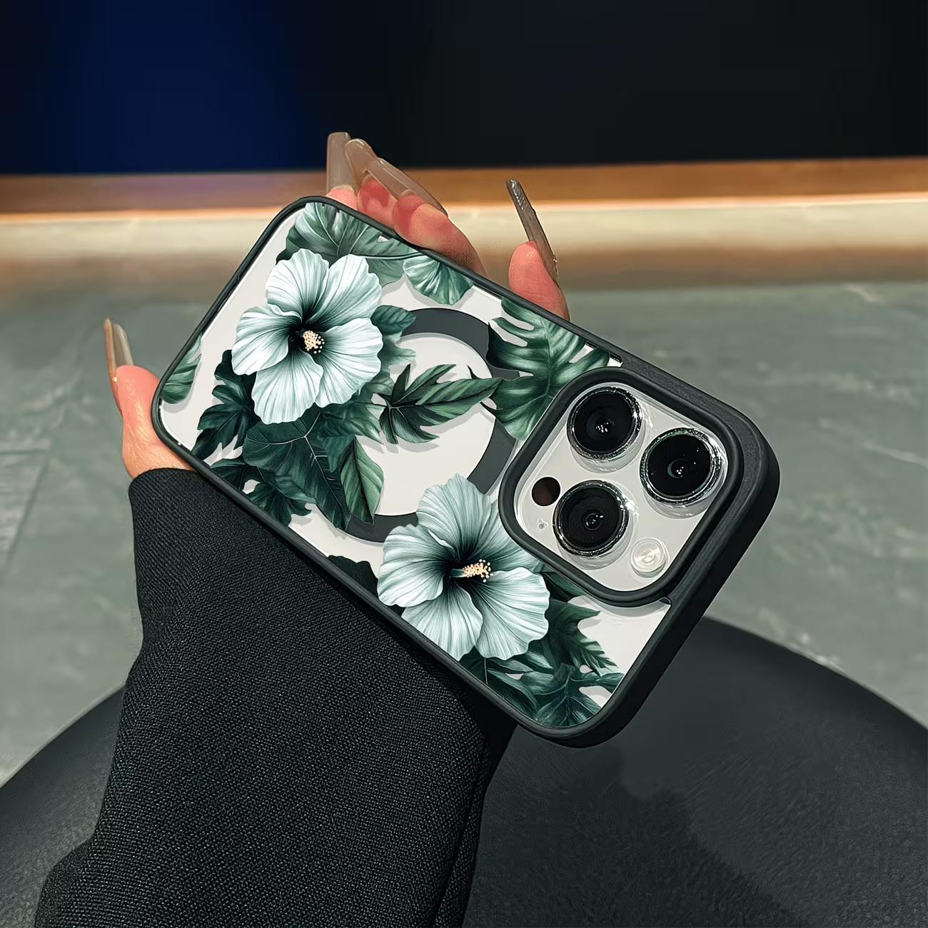 Etui na telefon z zielonym kwi – Apple Iphone 16 recenzja i cena